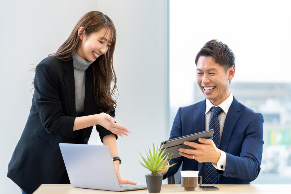 男女2人のビジネスマン