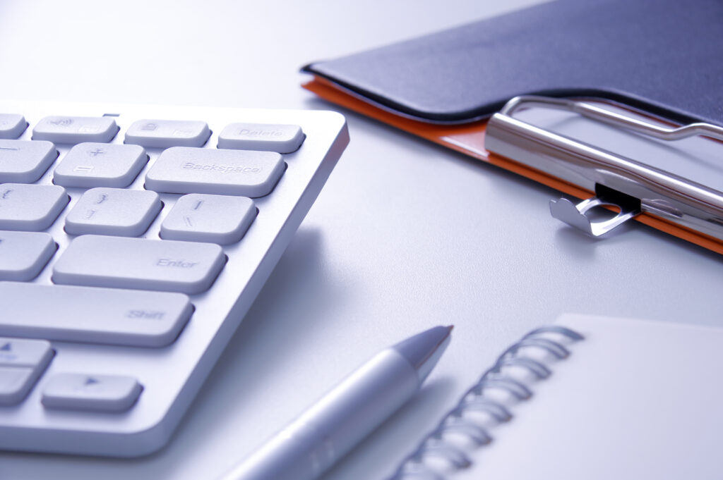 パソコン　デスクイメージ