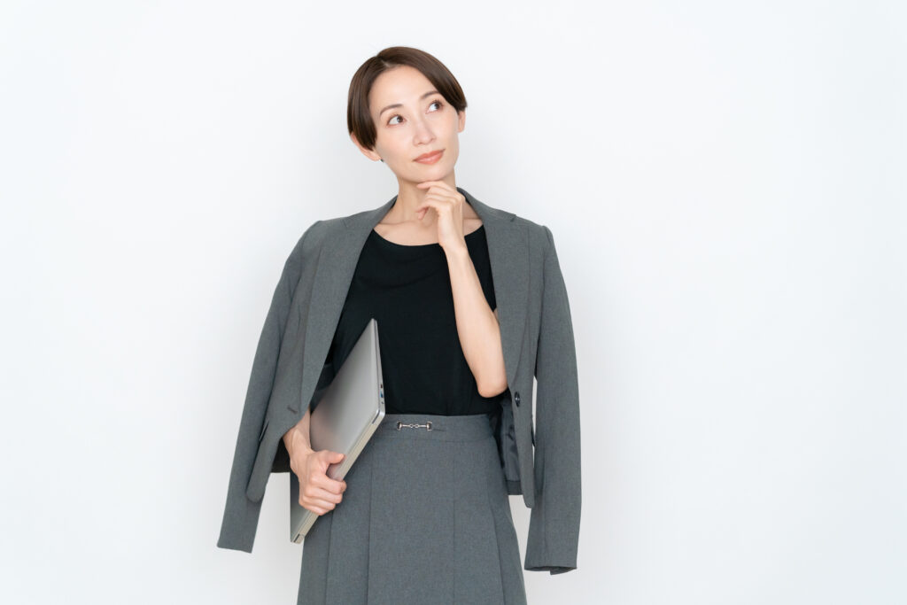 ミドルのビジネスウーマン