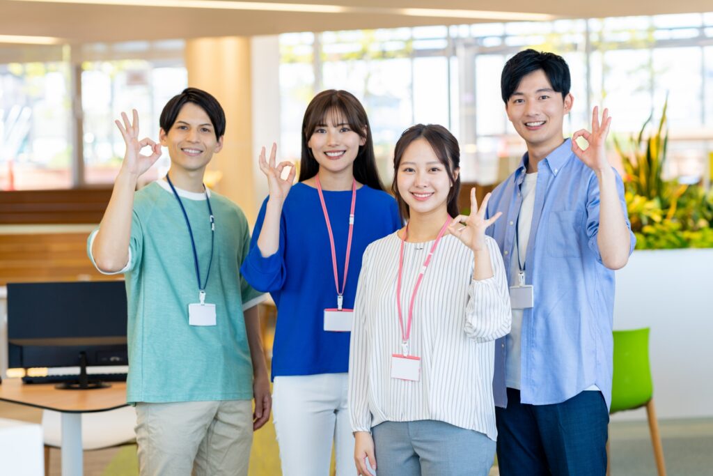 OKサインの人々