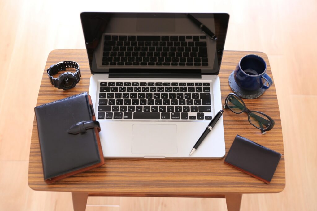 メンズのパソコン周り