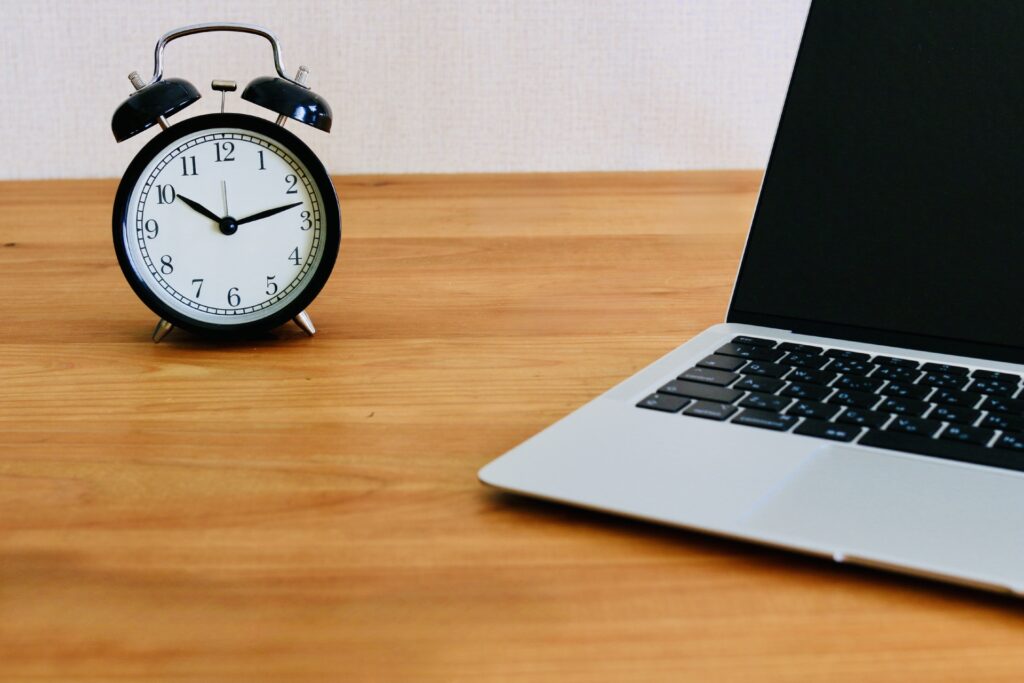 ビジネスイメージ　時間管理　時短　効率化