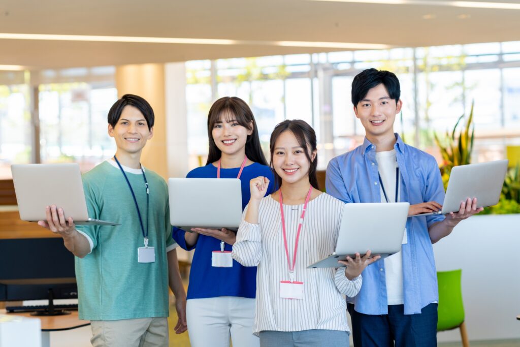 頑張る若いエンジニア