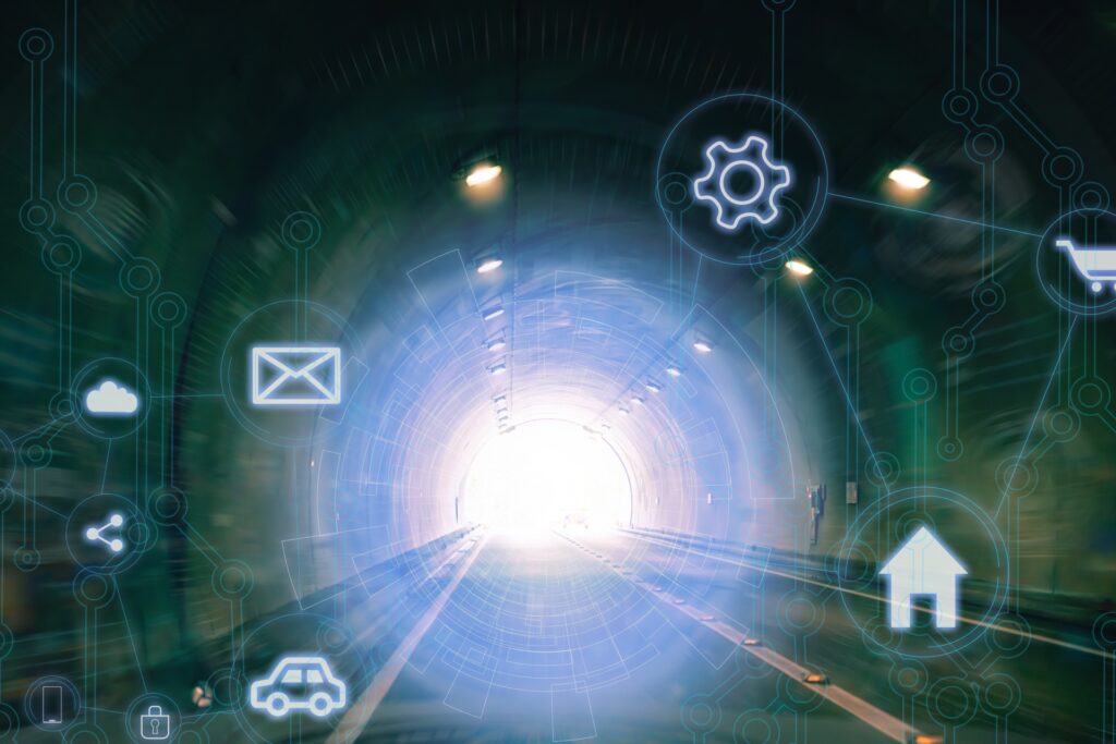 トンネルとインフラ