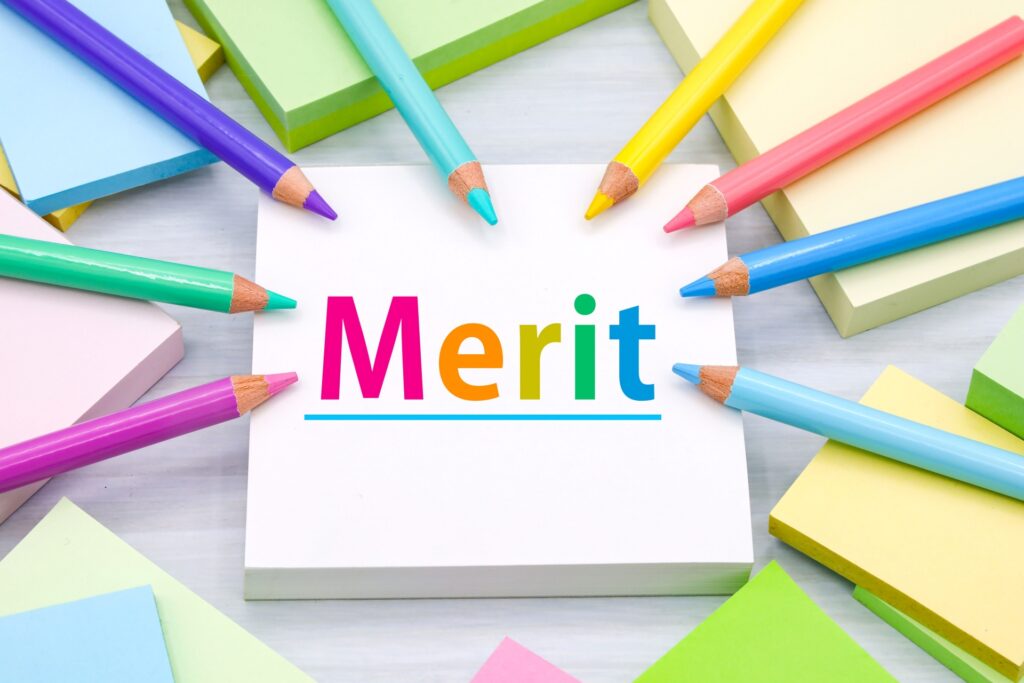 メリットと色鉛筆