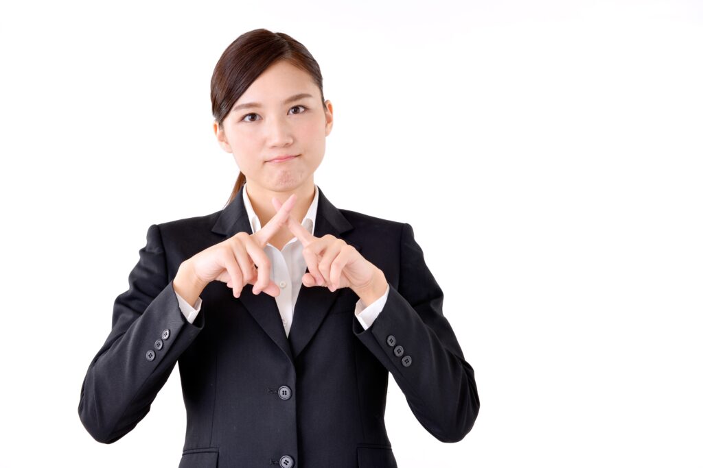 スーツ姿の女性23