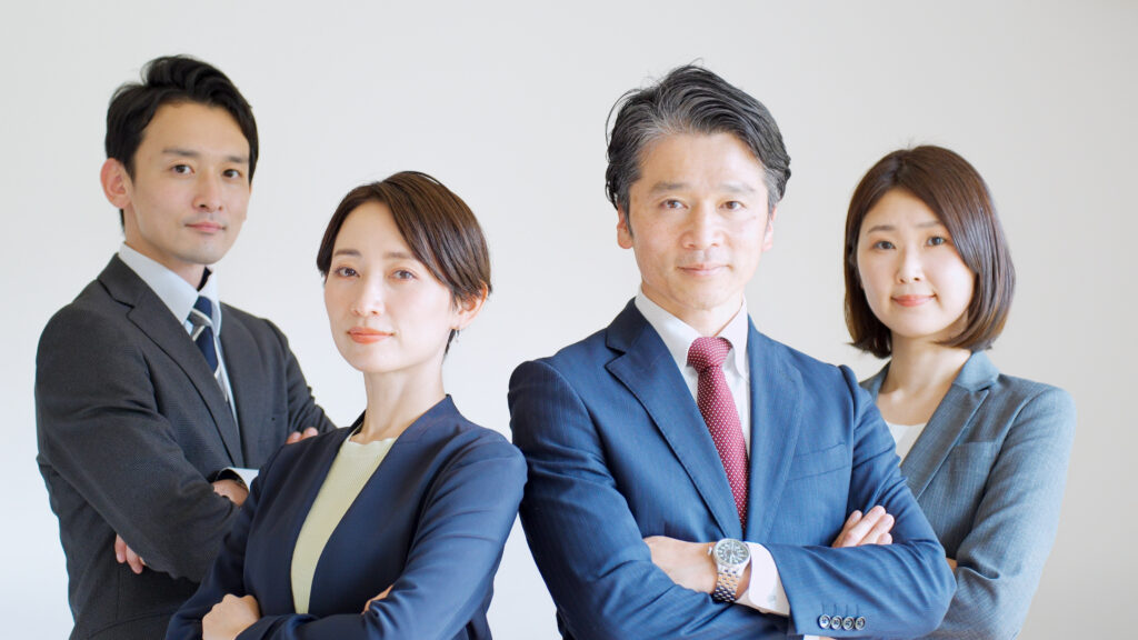 四人のビジネスマン