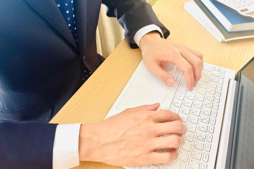 パソコンからのお問い合わせや相談