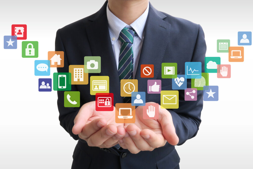 アプリビジネスを取り扱うビジネスマン