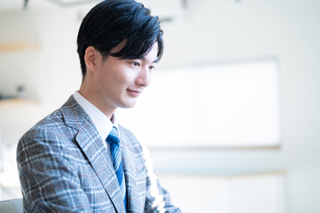 作業をする男性