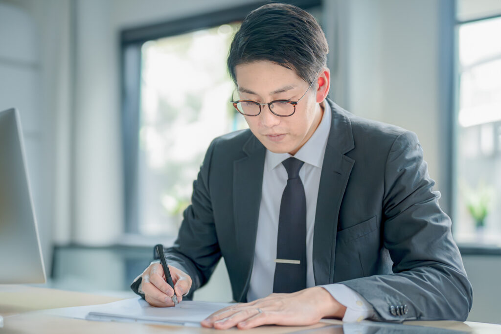 働くビジネスマン