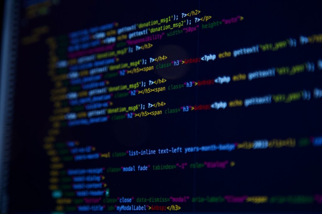 プログラミング中のモニター