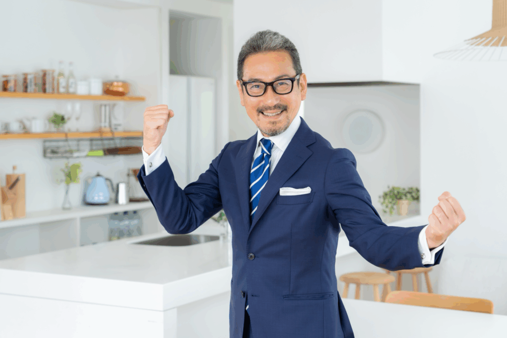 商談をするミドルのビジネスマン