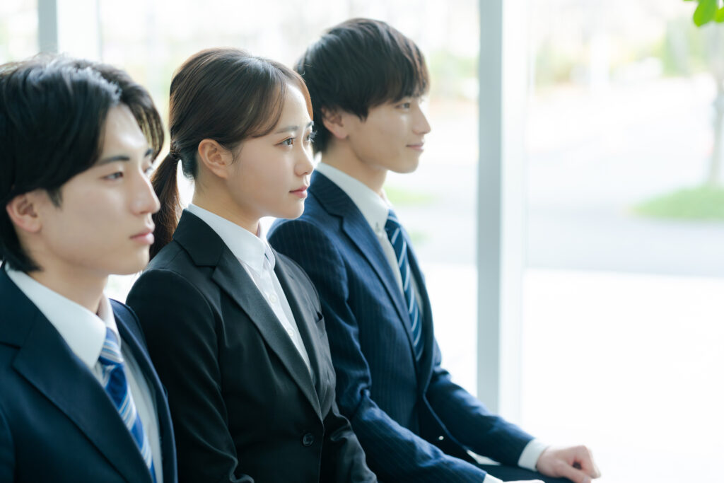 就職活動する学生