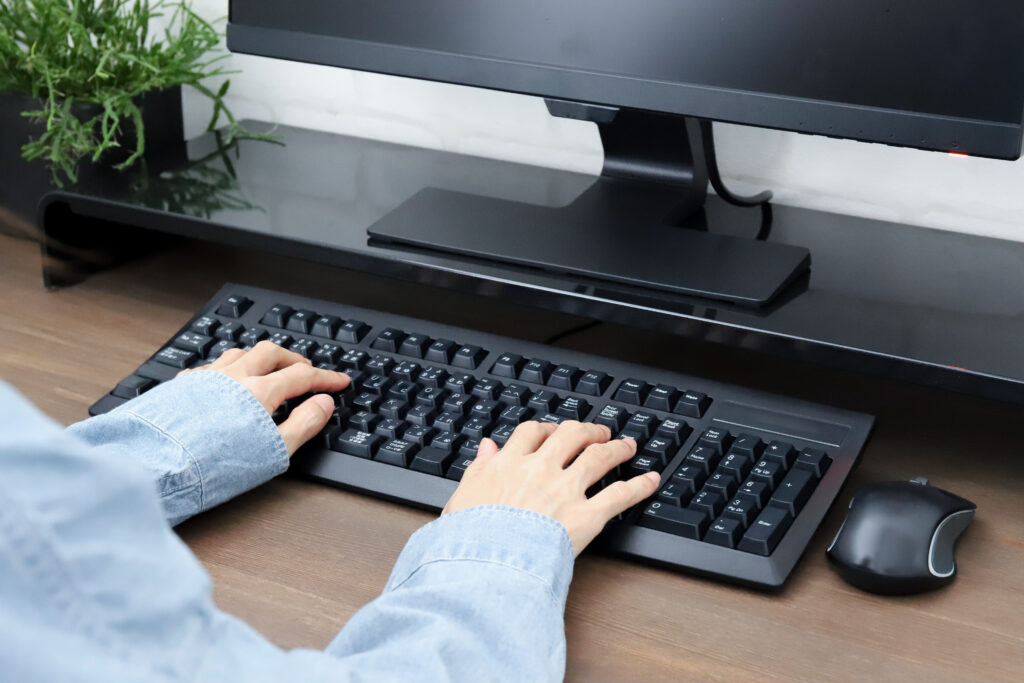 デスクトップパソコン オフィスイメージ